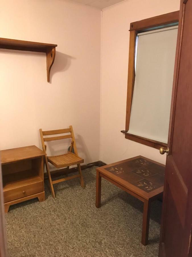 Katahdin Cabins Hotell Millinocket Eksteriør bilde